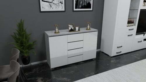 135 cm széles kombinált komód, két oldalt ajtóval és középen 4 fiókkal, 88,5 cm magas, 43 cm mély